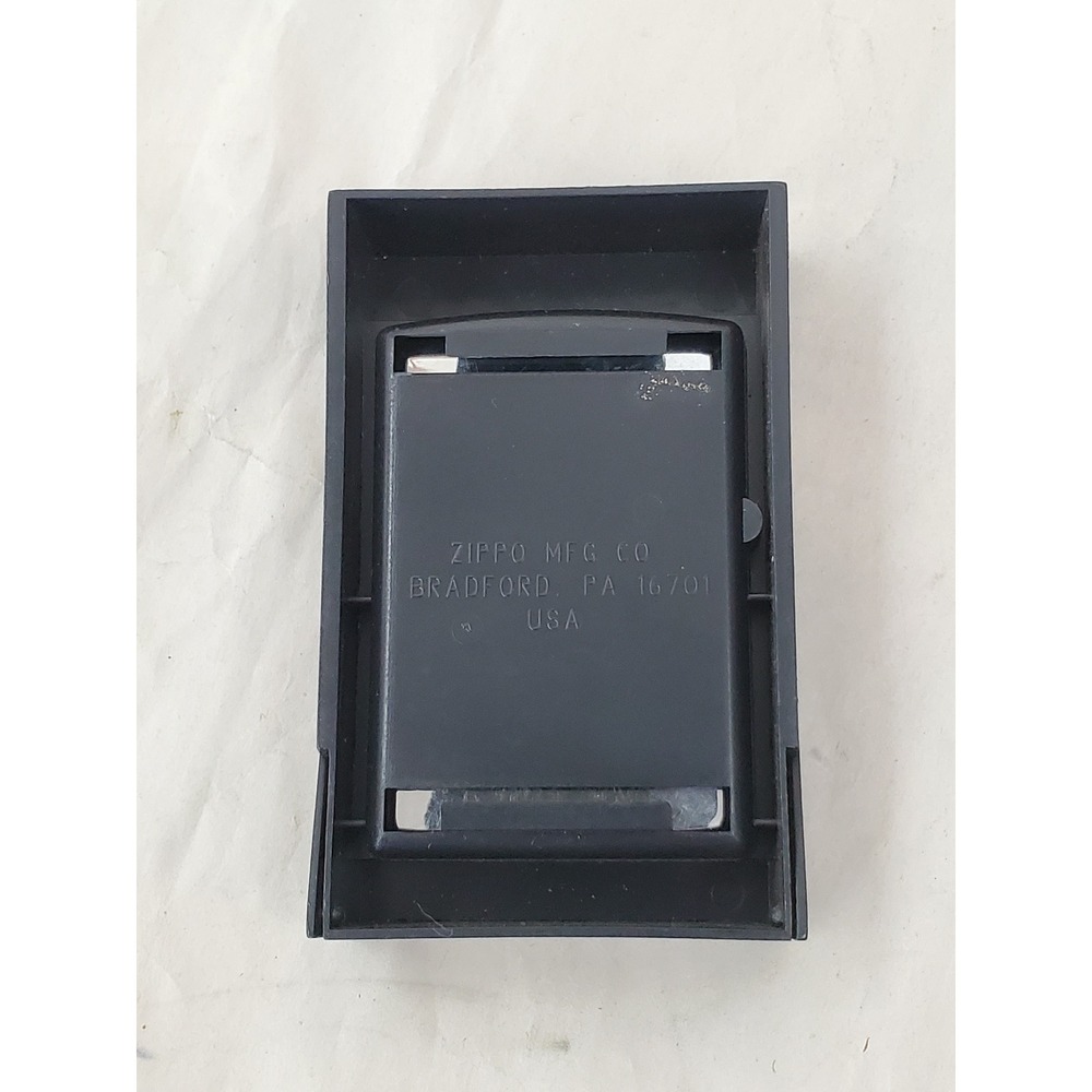 Zippo Tiger Face Graphic Windproof Lighter Polished Chrome with Case USA Made - Picture 5 of 6
